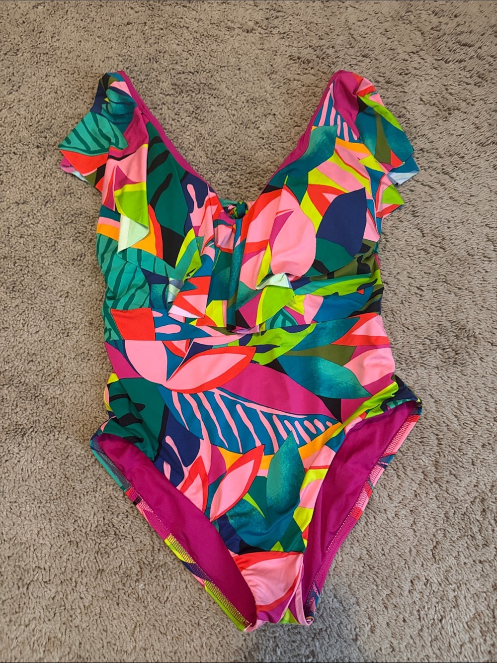 Trina Turk rainforest ruffle one piece swimsuit size 12